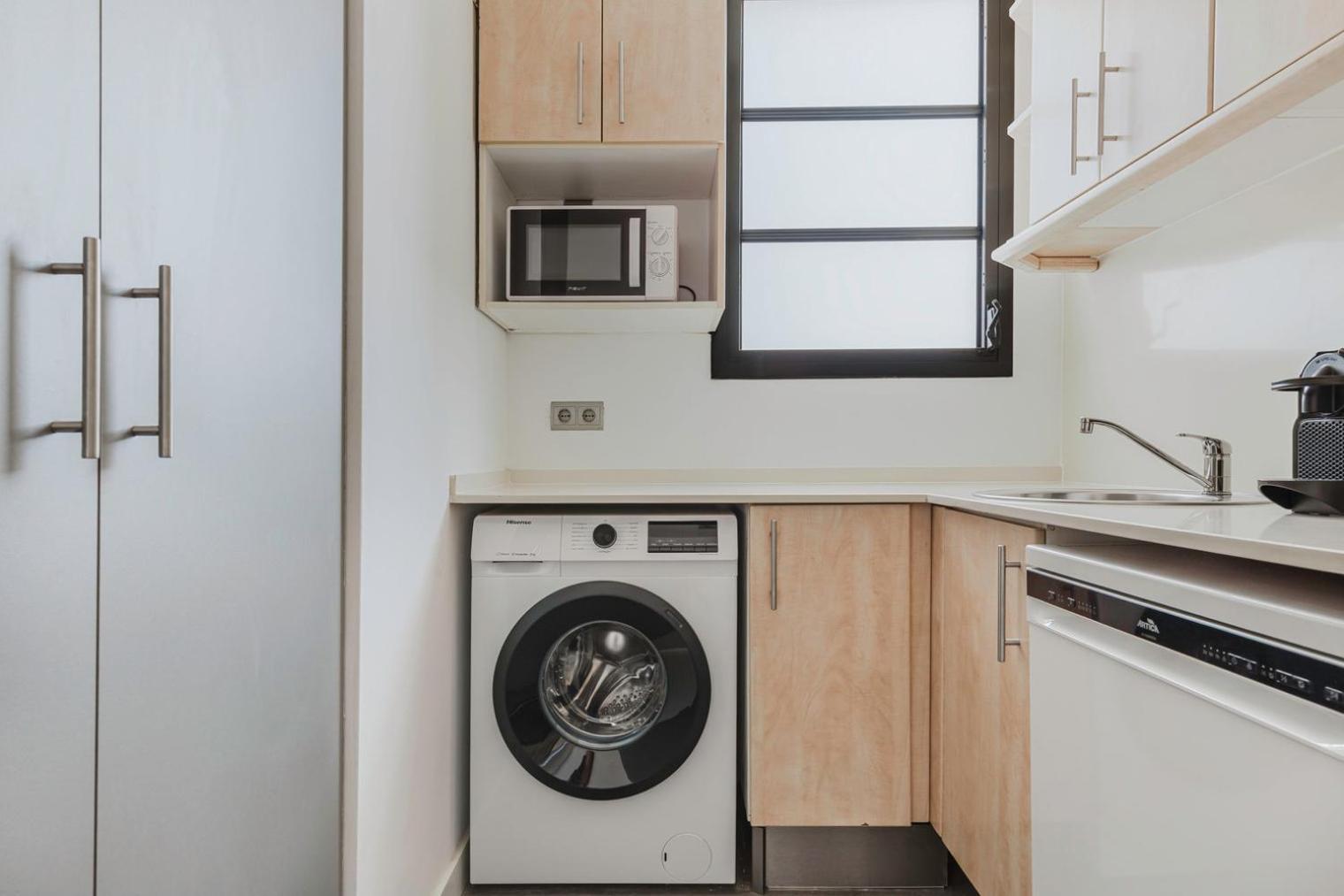 Blueground La Dreta De Leixample Elev Washer Bcn-151 Barcelona
